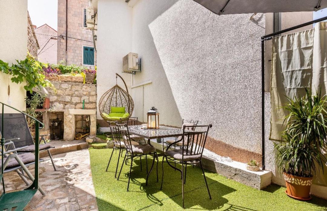 Villa Angie Old Town With Jacuzzi